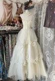 Niulatu Off-White Spaghetti Strap A-Line Layered Tulle Wedding Dress HZ1103