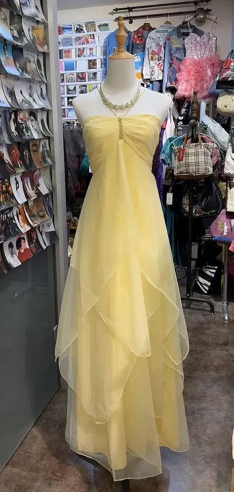 Niulatu Yellow Chiffon Cocktail Party Dresses Halter Neck Sleeveless Guest Dresses HZ1103