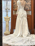 Niulatu White Scoop Neck Satin Long Sleeve Beaded Lace Applique Open Back Train Vintage Wedding Dress HZ1103
