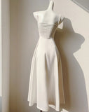 Niulatu Light Champagne Spaghetti Strap Satin A-Line Bridal Dress Elegant Wedding Guest Dress HZ1103