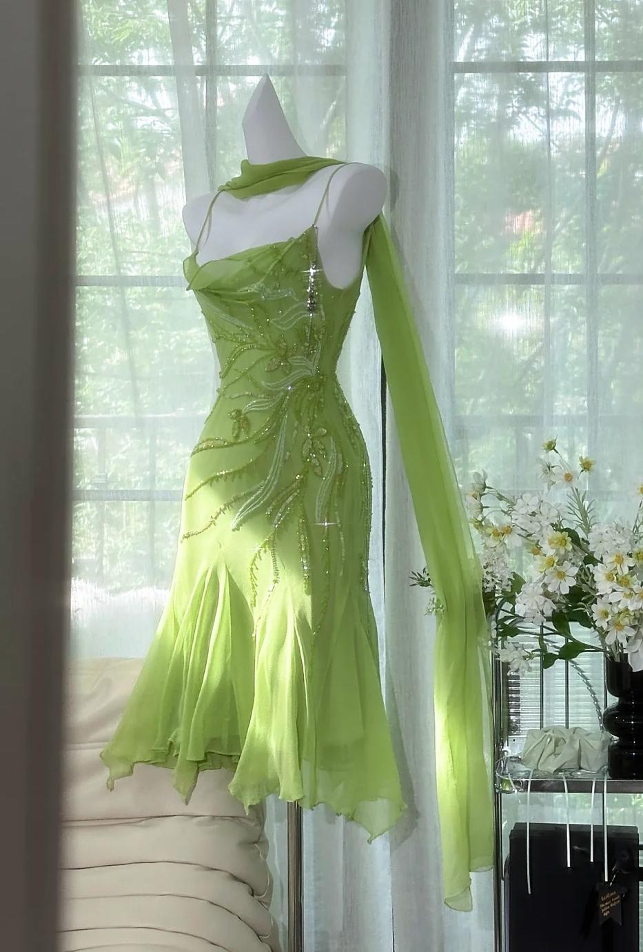 Niulatu Bud Green Sheath Short Prom Dresses Chiffon Beaded Backless Party Dress HZ1103