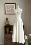 Niulatu Off-White Spaghetti Strap A-Line Satin Embroidered Applique Party Dresses Sweet 16 Dress HZ1103