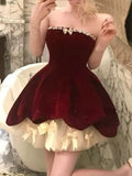 Niulatu Red Velvet A-Line Strapless Homecoming Dress Tulle Two-Piece Short Prom Dresses with Bow HZ1103