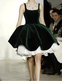 Niulatu Forest Green Square Neck Velvet A-Line Short Ball Gowns Elegant Homecoming Dress HZ1103