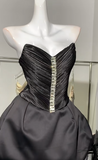 Niulatu Black Strapless A-Line Satin Short Prom Dresses Homecoming Dresses HZ1031