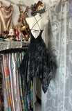 Niulatu Black V-neck A-Line Lace Short Prom Dresses Sweetheart Homecoming Dresses HZ1031