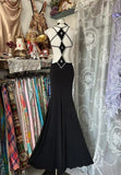 Niulatu Black V-neck Mermaid Evening Gowns Beaded Chiffon Open Back Long Prom Dresses HZ1031