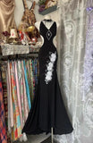 Niulatu Black V-neck Mermaid Evening Gowns Beaded Chiffon Open Back Long Prom Dresses HZ1031