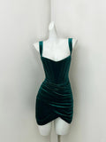Niulatu Green Spaghetti Straps Bodycon Velvet Short Prom Dresses Elegant Homecoming Dress HZ1031