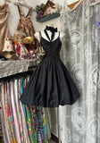 Niulatu Black Spaghetti Straps A-Line Taffeta Short Prom Dresses Vintage Evening Gowns HZ1031