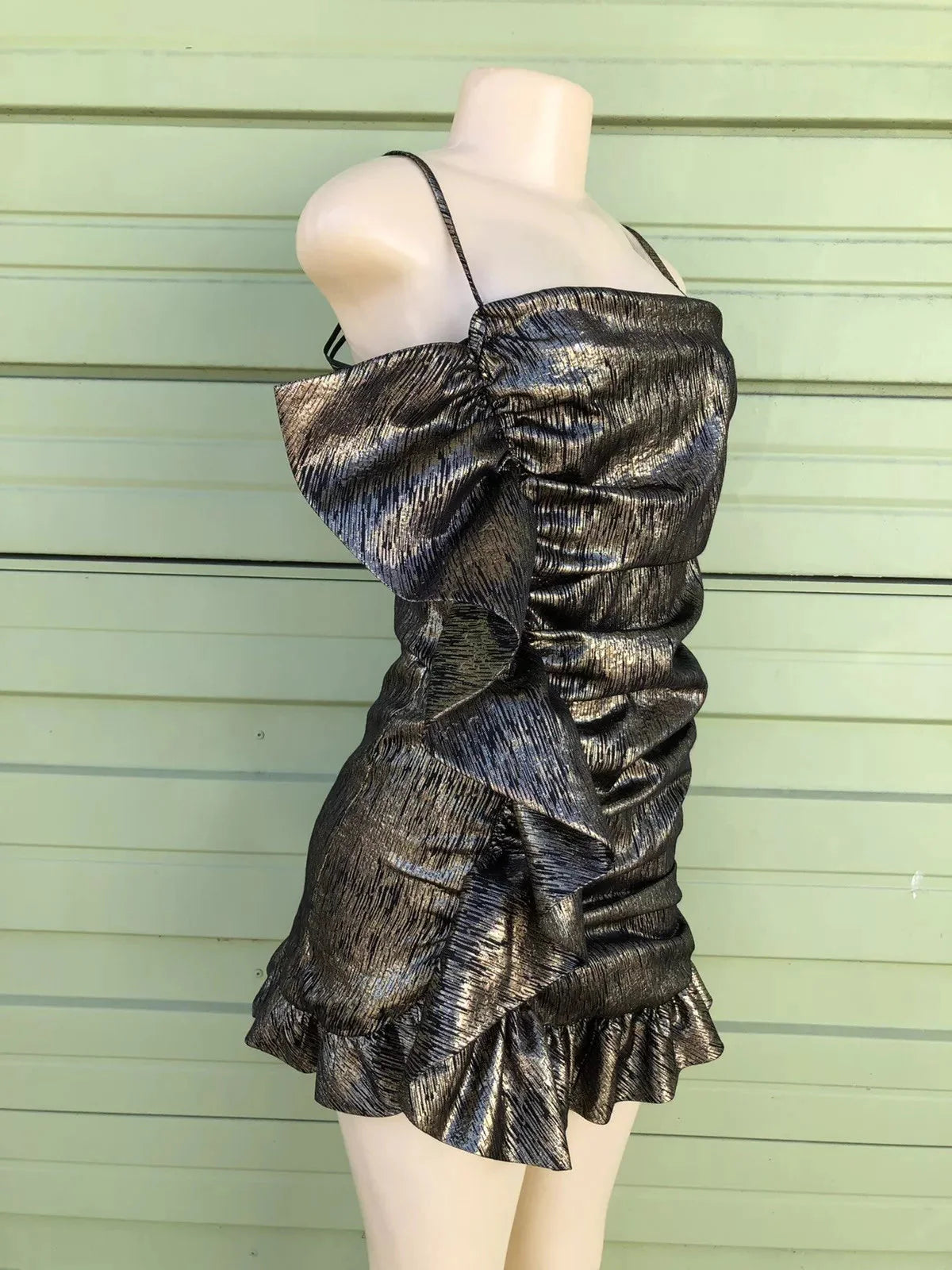 Niulatu Black Gold Strapless Bodycon Short Party BirthdayDresses Sexy Homecoming Dresses HZ1031