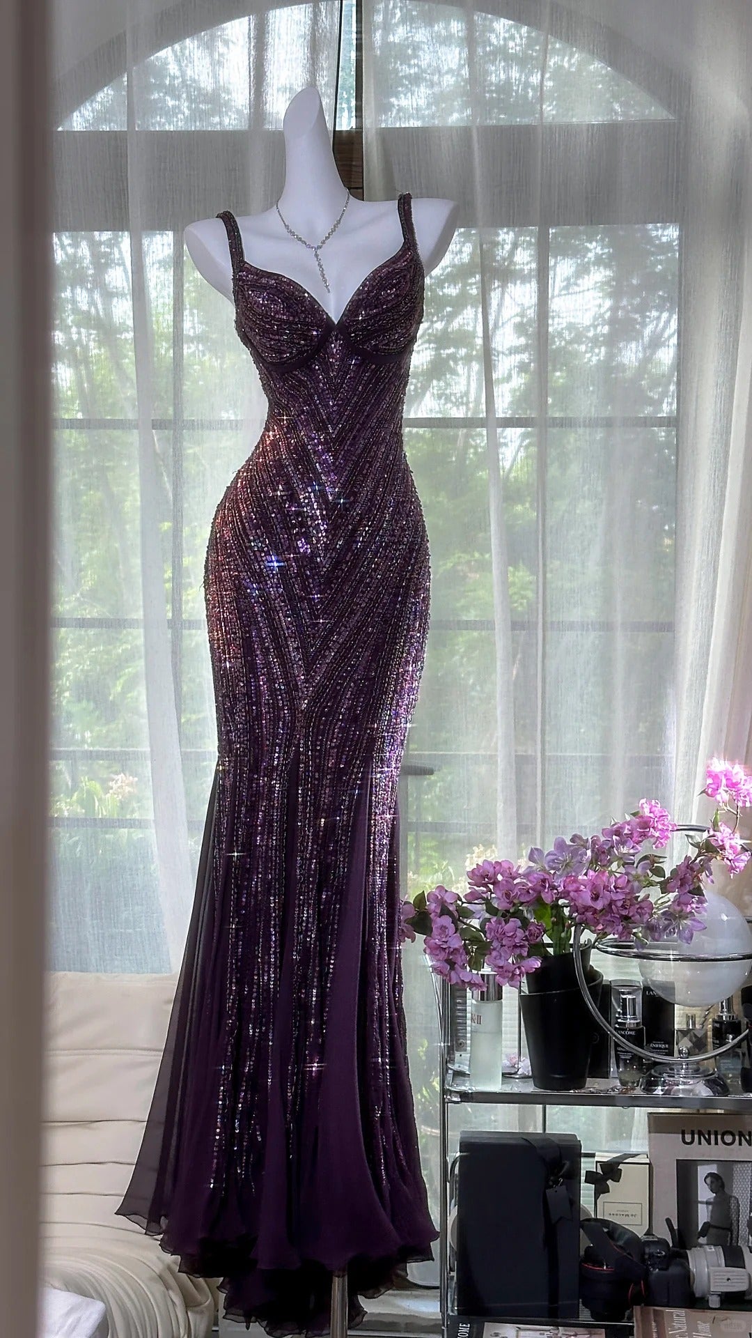 Niulatu Dark Purple Guest Dresses V-Neck Mermaid Beaded Chiffon Long Stunning Prom Dresses, Formal Evening Dresses HZ1031