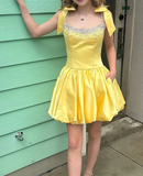 Niulatu Yellow Straps A-Line Satin Short Party Dresses Homecoming Dress HZ1031