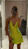 Niulatu V-neck Sheath Green Sequin Short Homecoming Dresses Fashion Party Outfit HZ1031