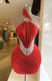 Niulatu Red Bodycon Short Pleated Party Dresses One Shoulder Fashion Homecoming Dresses with Tassels HZ1031