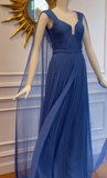 Niulatu Blue V-neck A-Line Evening Gowns Stunning Chiffon Pleated Formal Dress Graduation Dress HZ1031
