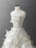 Niulatu White A-Line Bridal Gown Strapless Beaded Sequin Wedding Dress Modest 3D Butterfly Bridal Dress HZ1031
