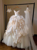 Niulatu Champagne Strapless Ball Gown Wedding Dress Tulle Satin Bridal Dress with Veil HZ1031