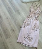 Niulatu V-neck Sheath Short Formal Dress Elegant Silk Beaded Evening Dress Backless Homecoming Dress HZ1031