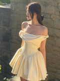 Niulatu Off-the-shoulder Ball Gown Short Formal Dress Sweet Birthday Outfits Homecoming Dress HZ1031