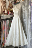 Niulatu White Bateau A-Line Long Evening Gown Elegant Jacquard Satin Formal Dress Birthday Outfit HZ1031