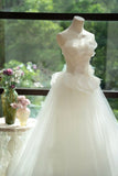 Niulatu White Strapless Bridal Dress Long Ball Gown Elegant Tulle Long Wedding Dress HZ1031