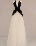 Niulatu A-Line Tulle Velvet Long Evening Dress Black/White V-neck Wedding Guest Dress HZ1031