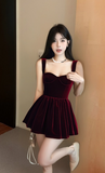 Niulatu Hepburn A-Line Spaghetti Strap Velvet Short Prom Dress, Burgundy Homecoming Dresses HZ1031