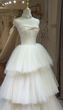 Niulatu Strapless Ball Gown Simple Tulle Wedding Dresses Ivory Bridal Gowns HZ1026