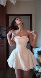 Niulatu Strapless A-Line Short Prom Dresses White Homecoming Dresses HZ1026