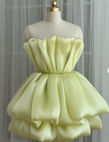 Niulatu Strapless A-Line Short Prom Dresses Satin Yellow Homecoming Dresses HZ1026