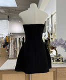Niulatu A-Line Black Homecoming Dresses Strapless Formal Dresses Rhinestone Satin Mini Birtdhay Dresses Strapless Formal Dresses HZ1026