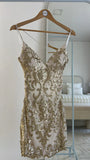 Niulatu Spaghetti Strap Sheath Short Prom Dresses Sequined Backless Birthday Dresses Gold Sleeveless Homecoming Dresses HZ1026