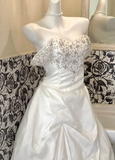 Niulatu Off-the-shoulder Ball Gown Taffeta Long Wedding Dresses Beaded White Bridal Gowns HZ1026