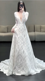 Niulatu V-neck Mermaid Wedding Dresses with Train Lace Applique White Bridal Gowns Long Sleeve Bridal Dresses HZ1026