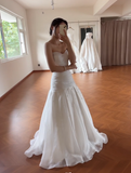 Niulatu Strapless A-Line Long Wedding Dresses Beaded Tulle Bridal Gowns Sleeveless Bridal Dresses HZ1026