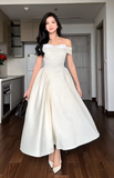Niulatu Off-the-shoulder A-Line Wedding Guest Dresses Satin Light Champagne Birthday Dresses HZ1026