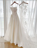 Niulatu Strapless Ball Gown Satin Wedding Dresses Applique Bridal Gowns Ivory Sleeveless Bridal Dresses HZ1026
