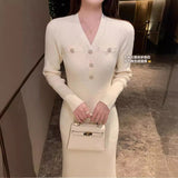 French Small Fragrant Knitted V-Neck Dress 2025 Autumn And Winter Women's Temperament Pocket-Bottomed Sweater Skirt HZ0108