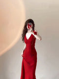 Niulatu Mermaid V Neckline Christmas Dress Red Satin Prom Dresses Birthday Outfits SD1170