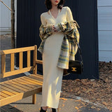 Autumn/Winter 2025 New French Style With Coat Knitted Dress Women With Body V-Neck Bottomed And Left HZ0108