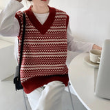 Vintage V-Neck Knitted Vest Women Wear Spring And Autumn Clothes 2025 New Inside The Stacked Small Shoulders HZ0108