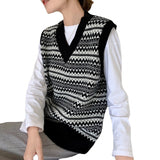 Vintage V-Neck Knitted Vest Women Wear Spring And Autumn Clothes 2025 New Inside The Stacked Small Shoulders HZ0108