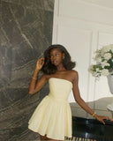 Niulatu A line Strapless Light Yellow Satin Short Party Dresses Homecoming Dresses HZ1110