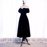 Niulatu A line Off The Shoulder Velvet Black Bridesmaid Dress HZ1110