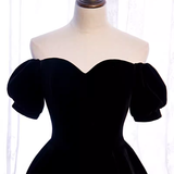 Niulatu A line Off The Shoulder Velvet Black Bridesmaid Dress HZ1110