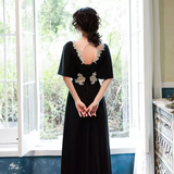 Niulatu A line V Neckline Black Long Prom Dress HZ1110