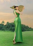 Niulatu Green Sheath Halter Satin Open Back Prom Dress 21th Birthday Dress HZ0113