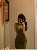 Niulatu Mermaid High Neckline Green Satin Floral Date Night Dress Long Prom Dresses Birthday Outfits SD1108