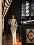 Niulatu Mermaid Jewel Neckline White Satin Floral Date Night Dress Long Prom Dresses Birthday Outfits SD1113
